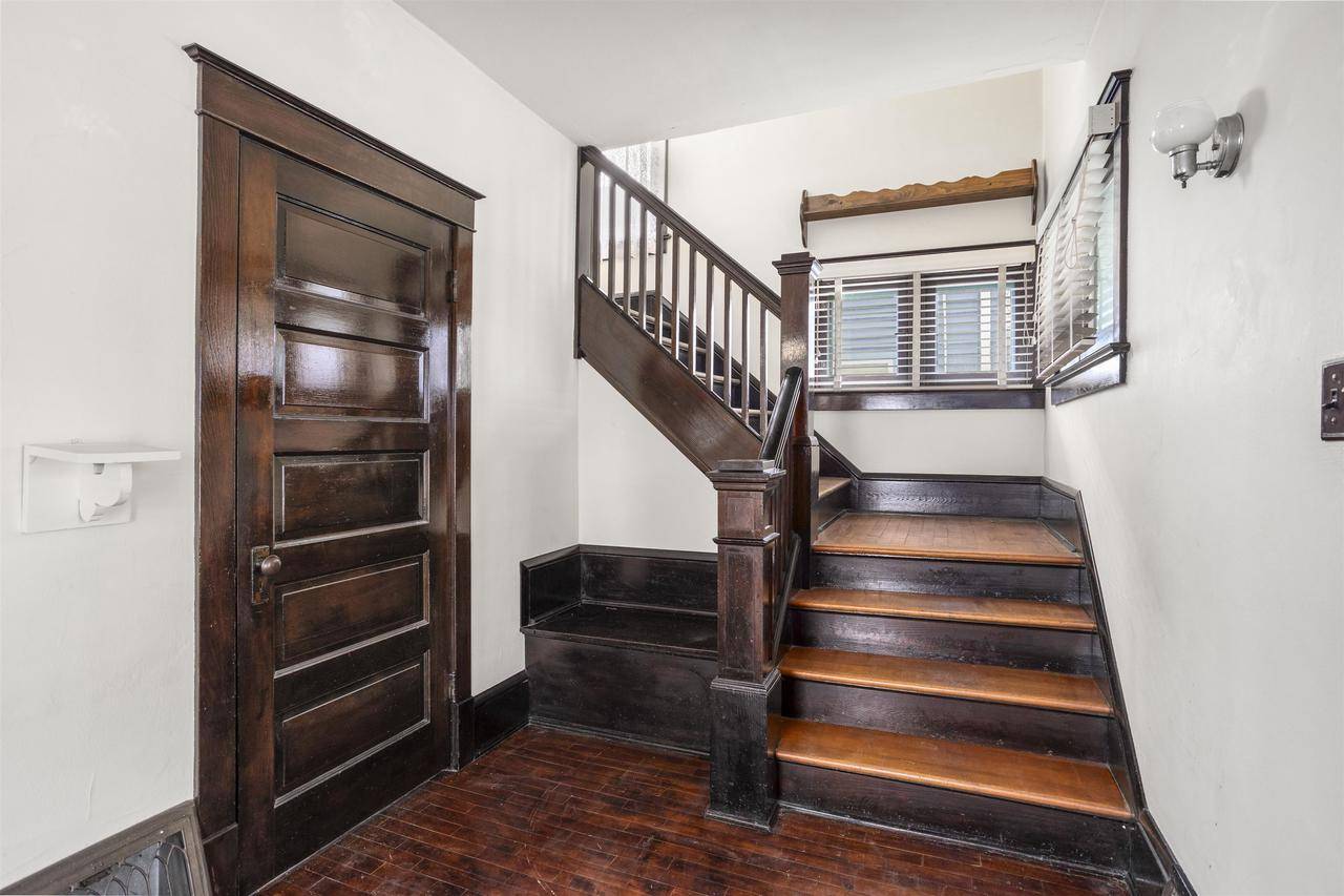 Appleton, WI 54911,602 N STATE STREET