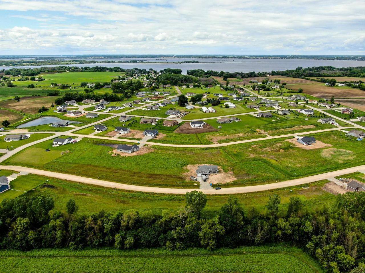 Omro, WI 54963,FENCELINE LANE