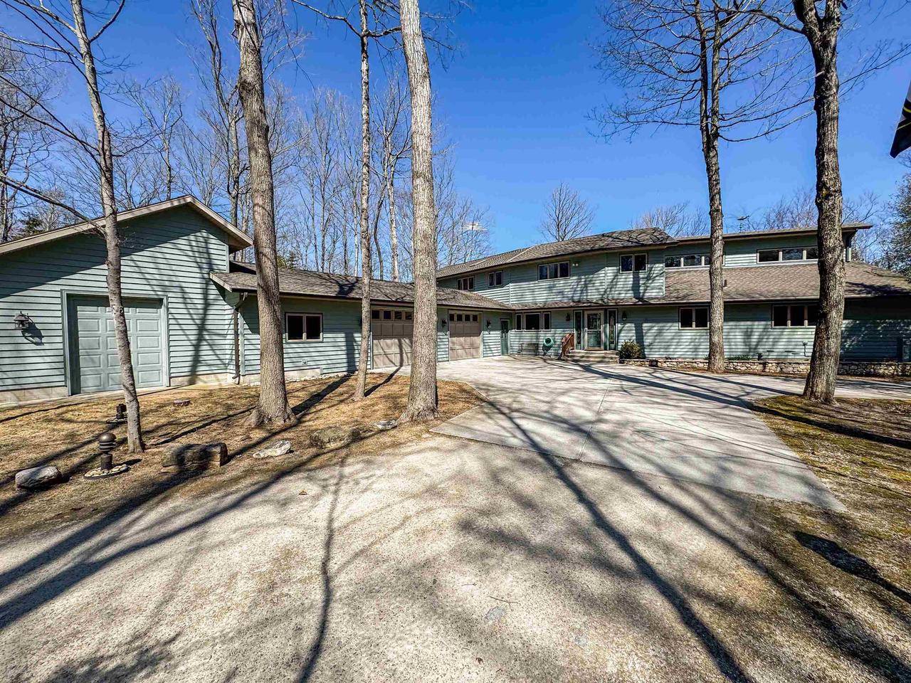 Sturgeon Bay, WI 54235,2072 S LAKE MICHIGAN DRIVE