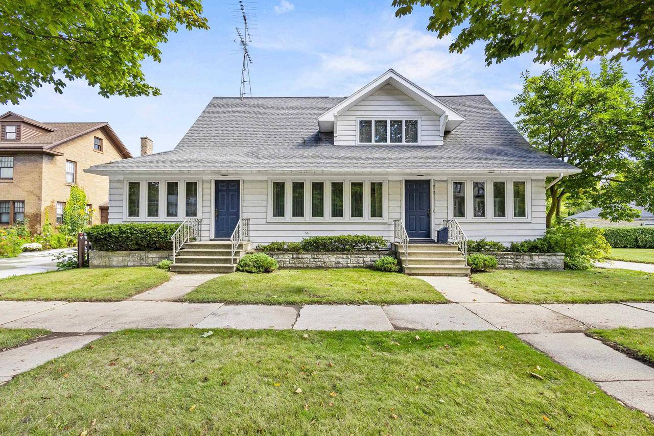 Kewaunee, WI 54216,812 MILWAUKEE STREET