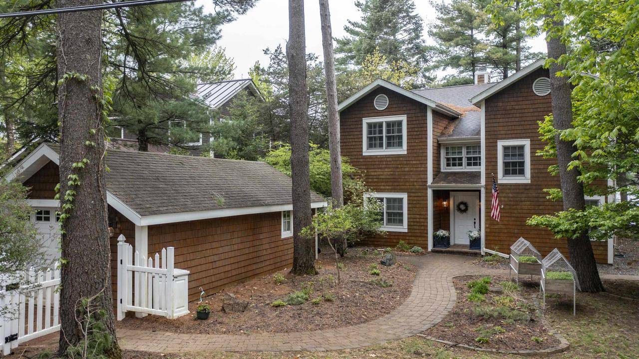 Waupaca, WI 54981,N2317 LONG COVE DRIVE