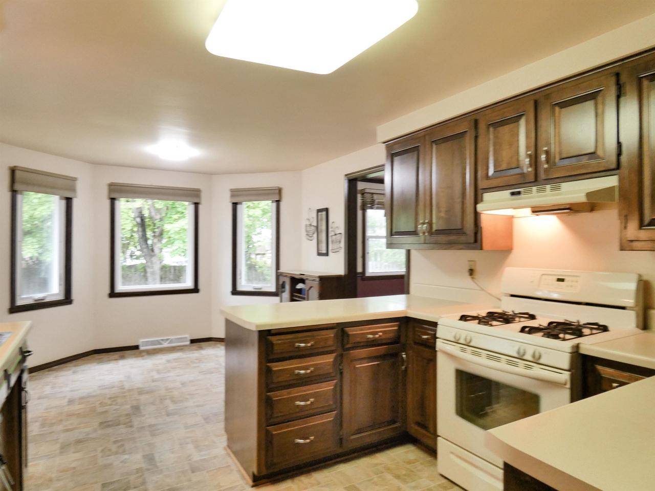 Green Bay, WI 54313,2584 S TRILLIUM CIRCLE