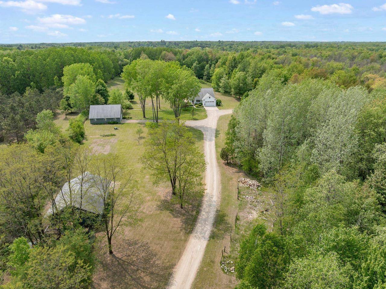 Little Suamico, WI 54141,1817 BONK LANE