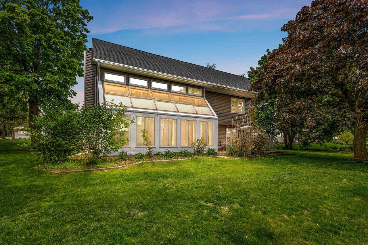 Sturgeon Bay, WI 54235,1829 JEFFERSON DRIVE