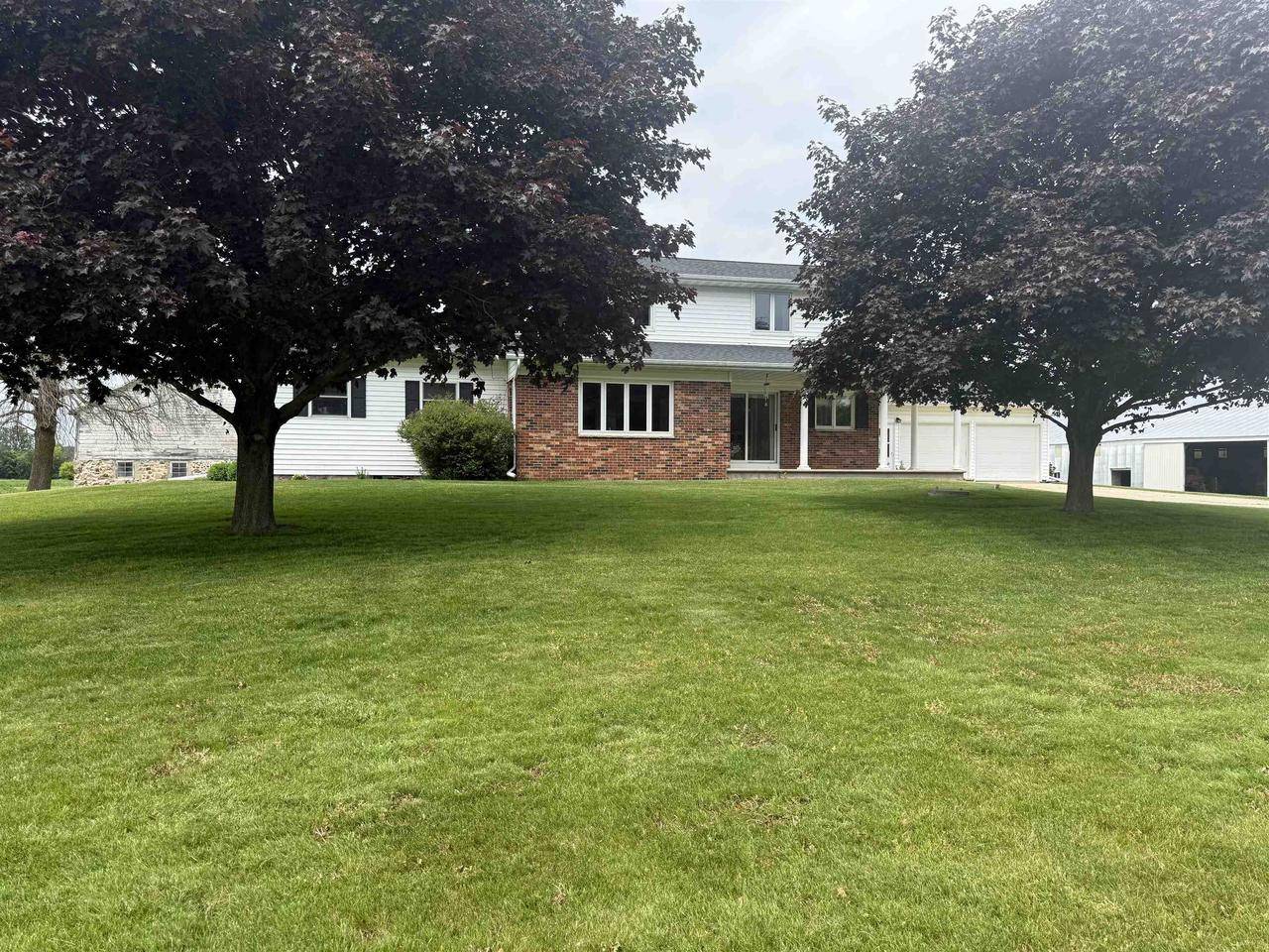 Pulaski, WI 54162,8478 NORTH BROWN COUNTY LINE ROAD