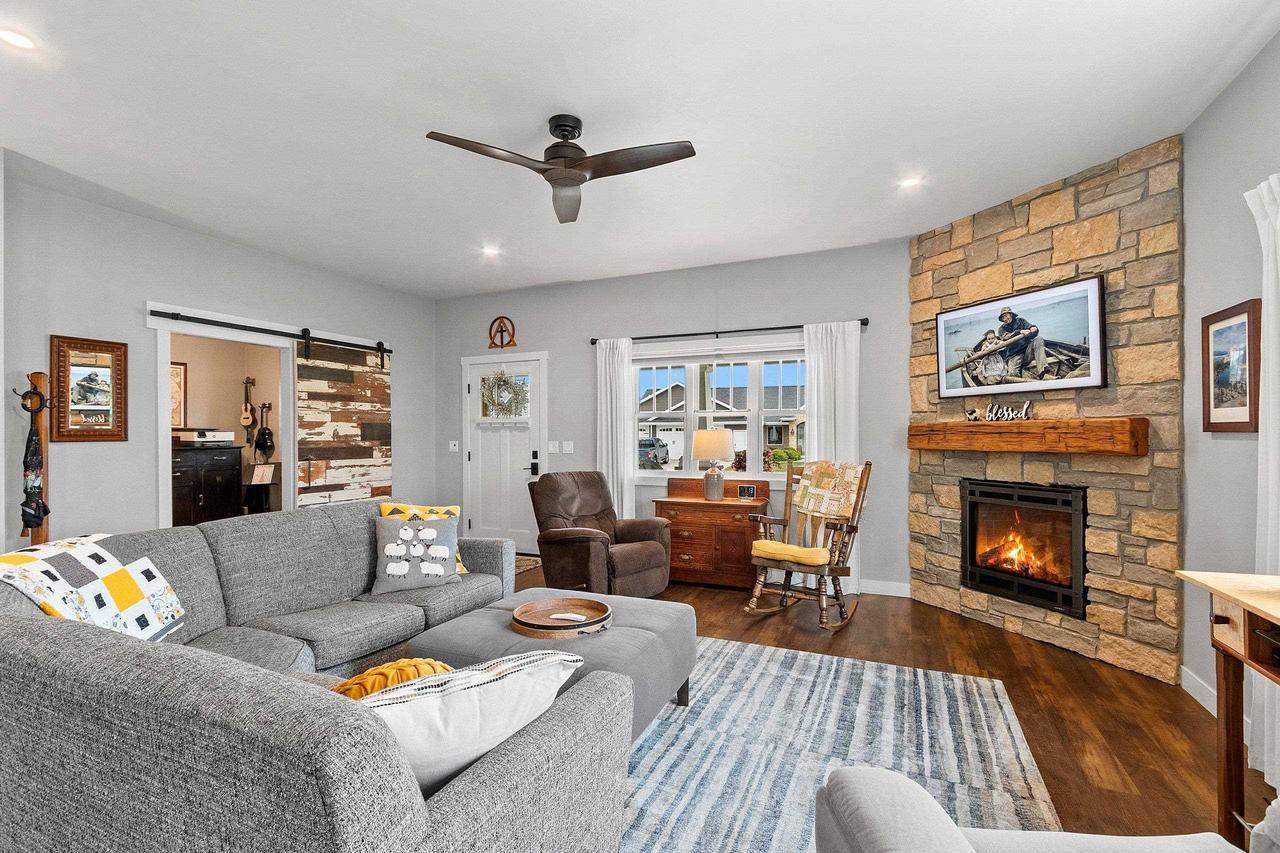 Appleton, WI 54913,5401 N AMETHYST DRIVE