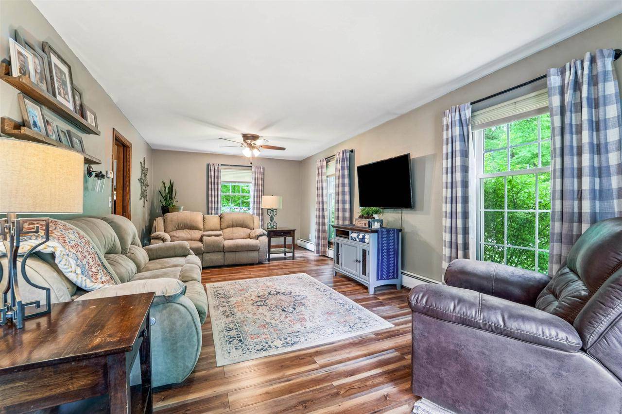 Waupaca, WI 54981,E2538 NELSON ROAD