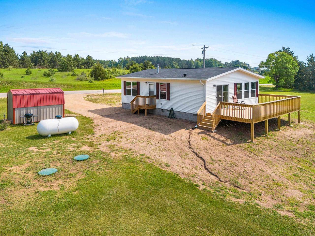 Gresham, WI 54128,W10855 UPPER RED LAKE ROAD