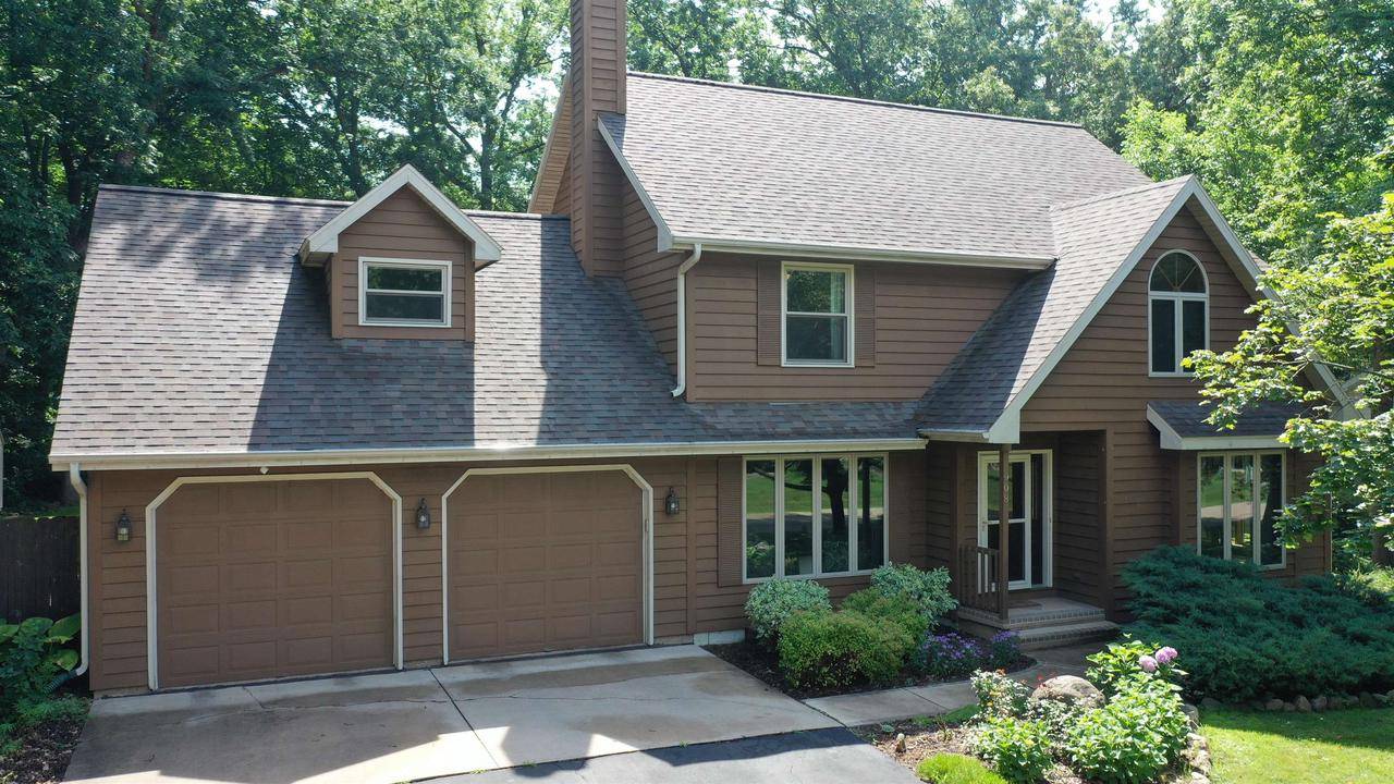 Waupaca, WI 54981,908 HONEY BEAR LANE