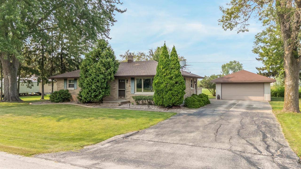 Appleton, WI 54913,304 MAPLE DRIVE