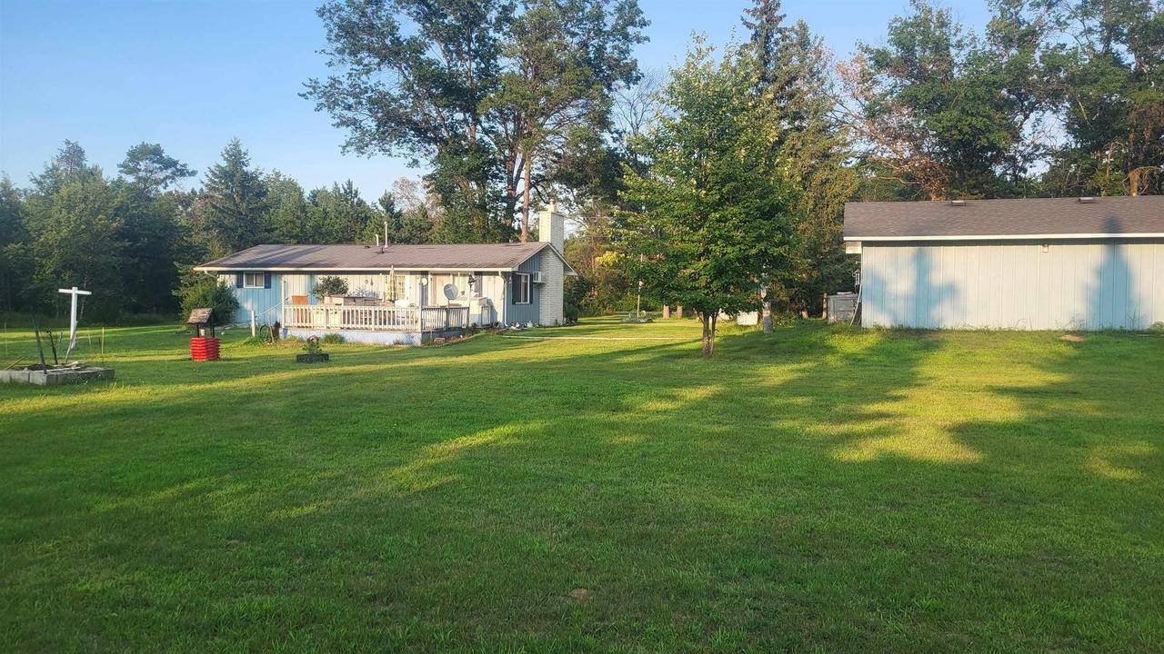 Crivitz, WI 54114,N9321 DEER LAKE ROAD