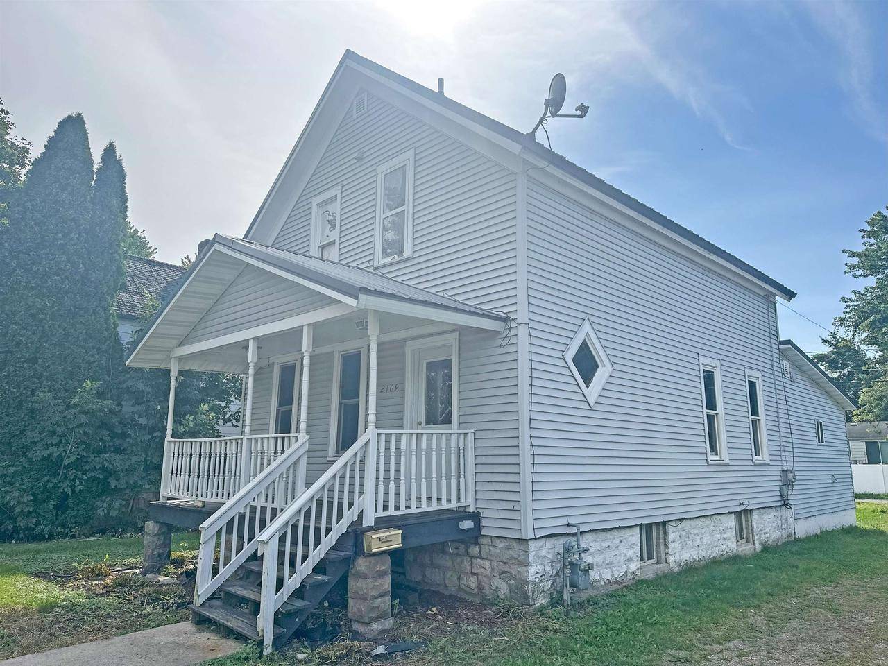 Marinette, WI 54143,2109 THOMAS STREET