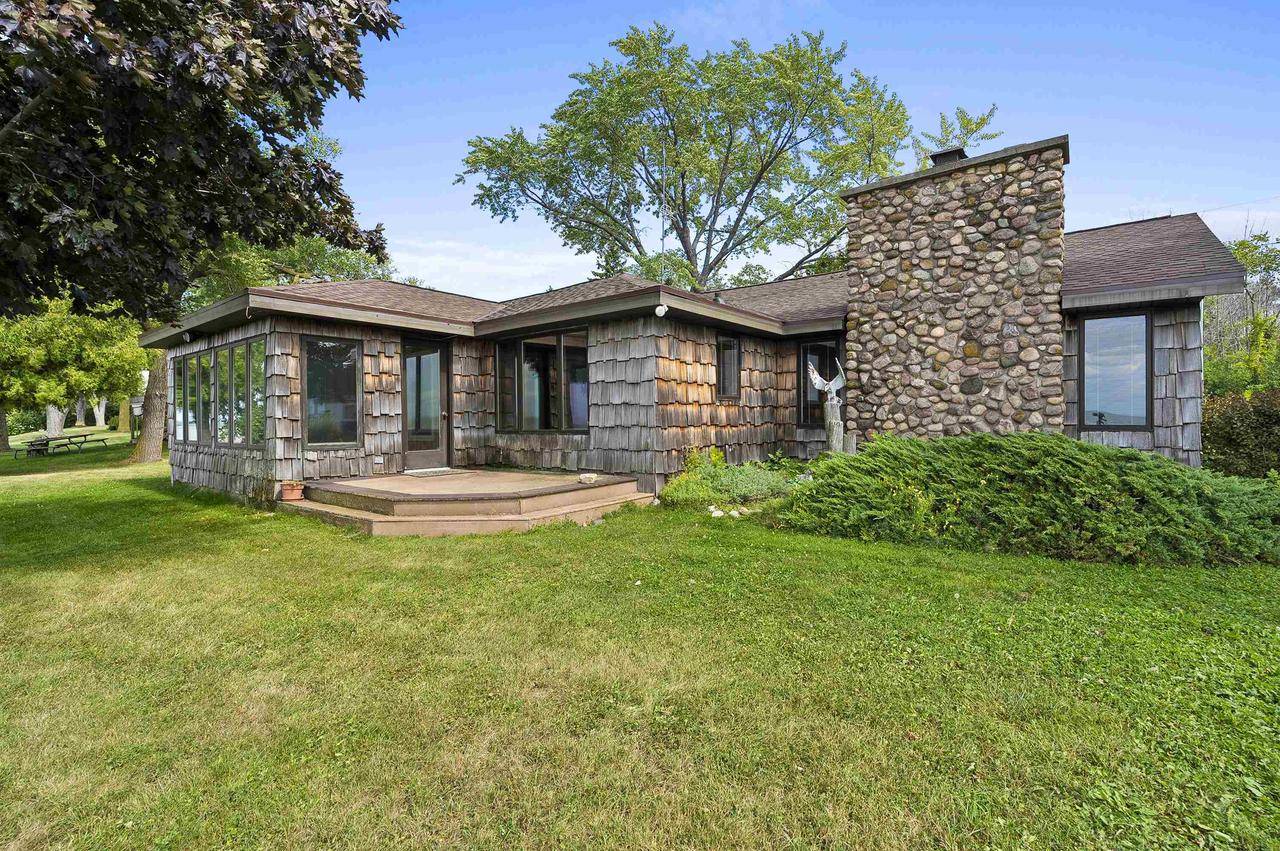 Luxemburg, WI 54217,N9613 BAY SHORE LANE