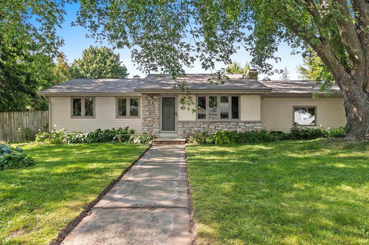 Green Bay, WI 54313,2272 BALSAM WAY