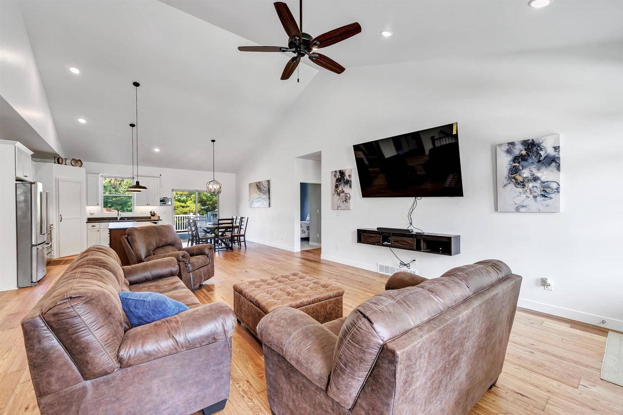 De Pere, WI 54115,318 S WEBSTER AVENUE