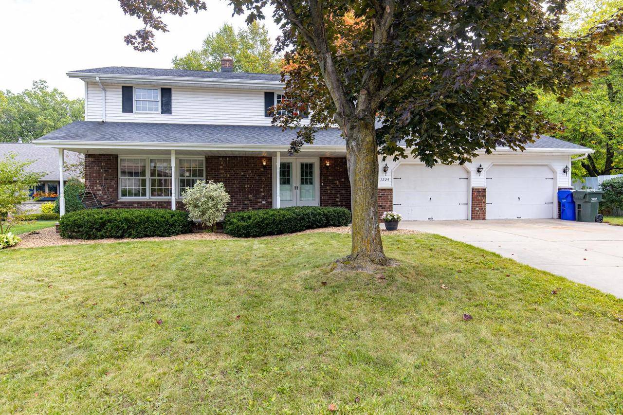 Kaukauna, WI 54130,1224 FORESTEDGE DRIVE