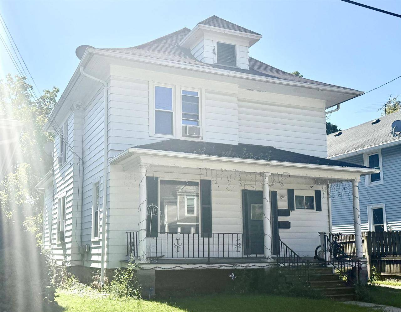 Oshkosh, WI 54901,341 SARATOGA AVENUE