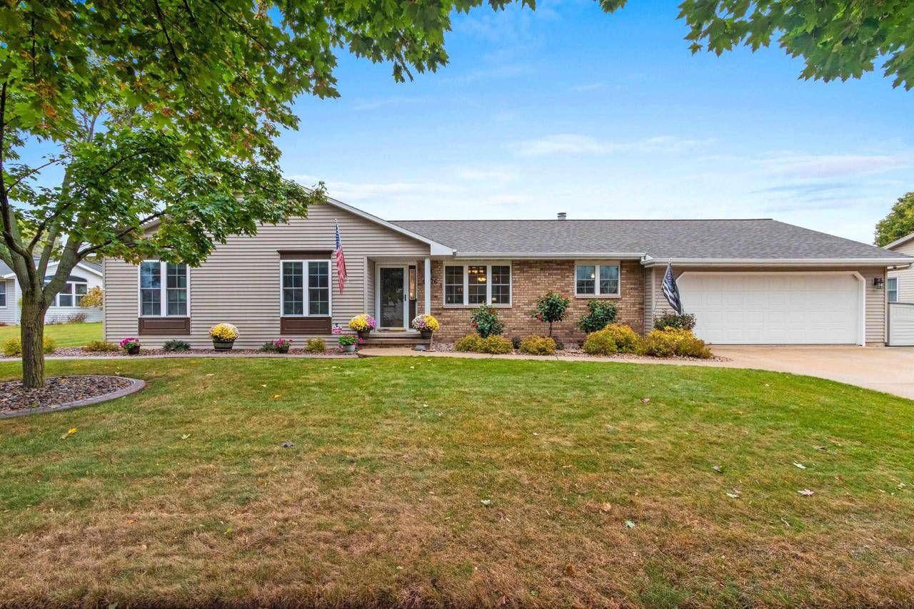 De Pere, WI 54115,1276 S 9TH STREET