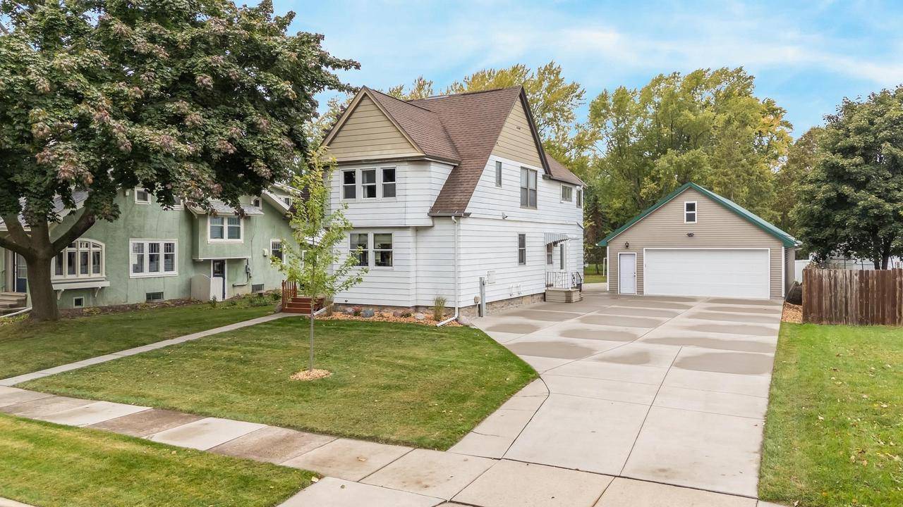 Kaukauna, WI 54130,719 GRIGNON STREET