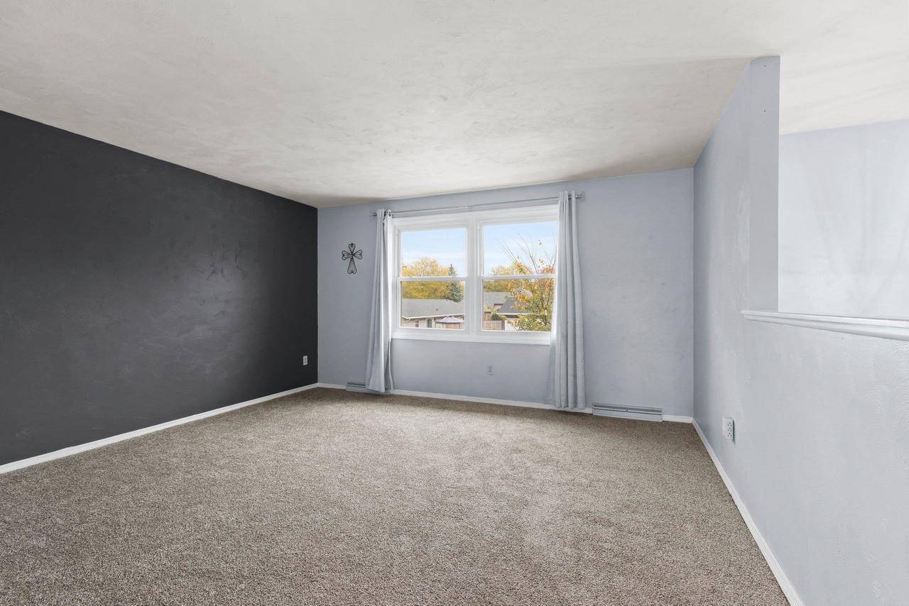 Appleton, WI 54915,41 SOLAR CIRCLE