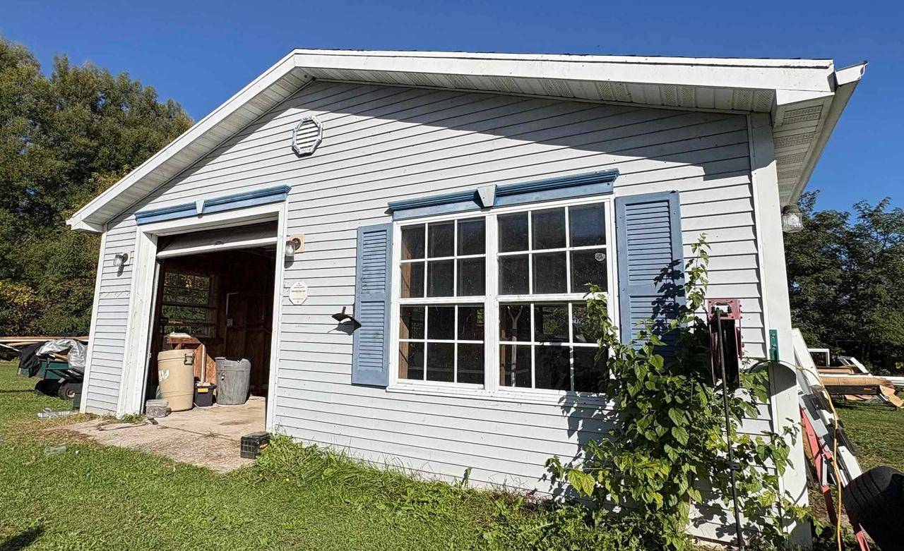 Abrams, WI 54101,3840 COUNTY ROAD J