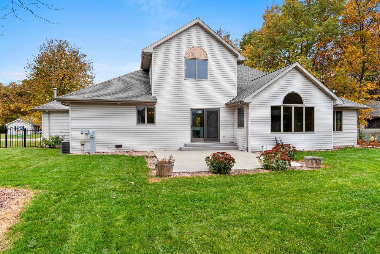 Wrightstown, WI 54180,217 PATRICIA LANE