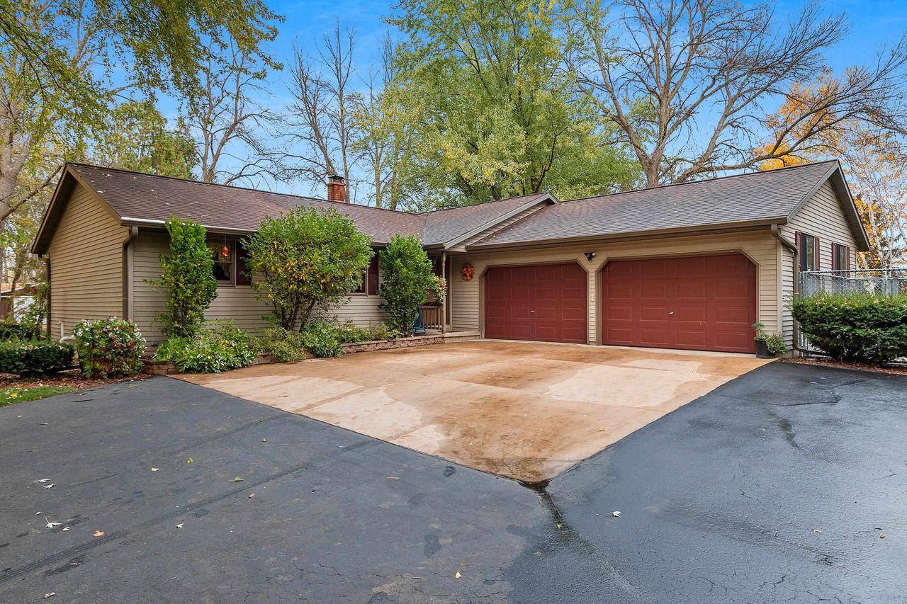 Abrams, WI 54101,3892 COUNTY ROAD J