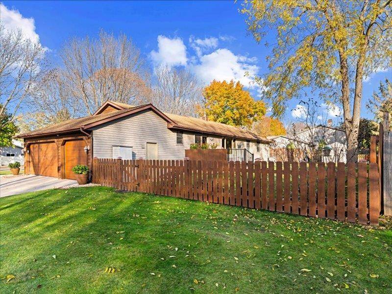 Green Bay, WI 54313,2993 FLEETWOOD DRIVE