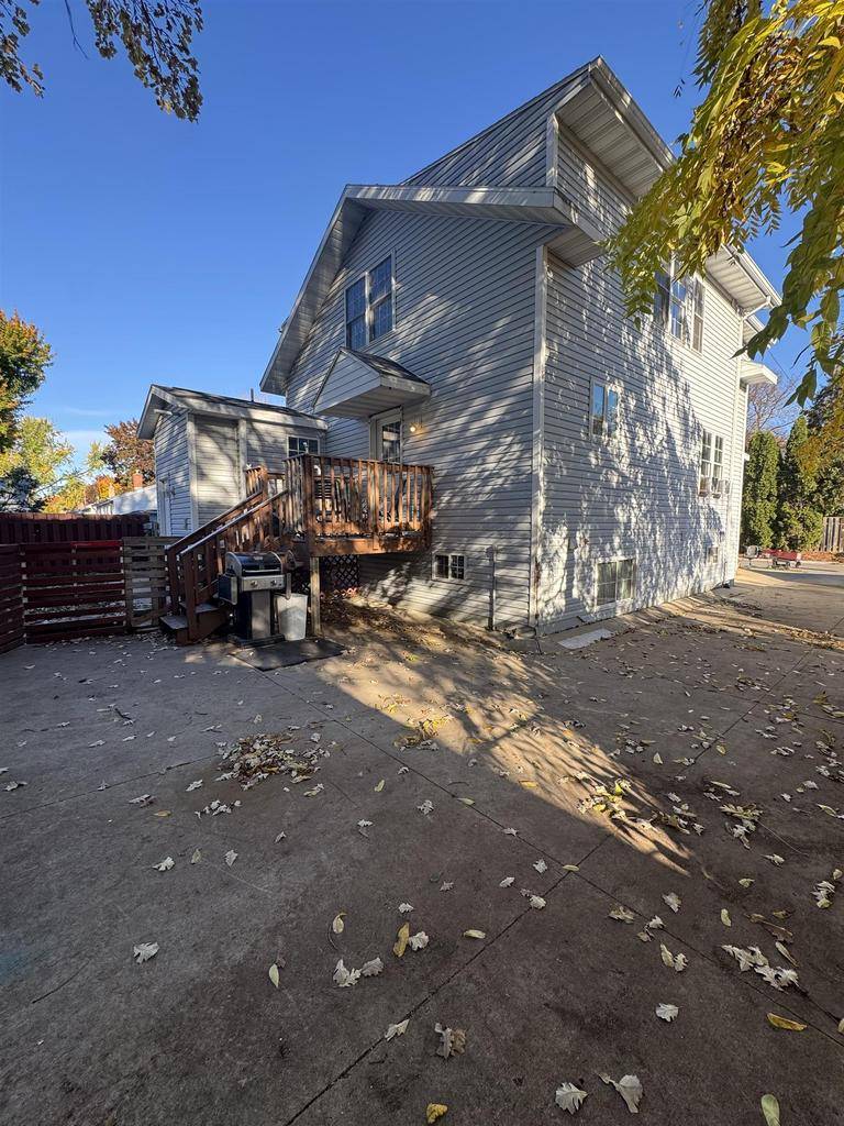 Green Bay, WI 54303,955 DENIS PLACE