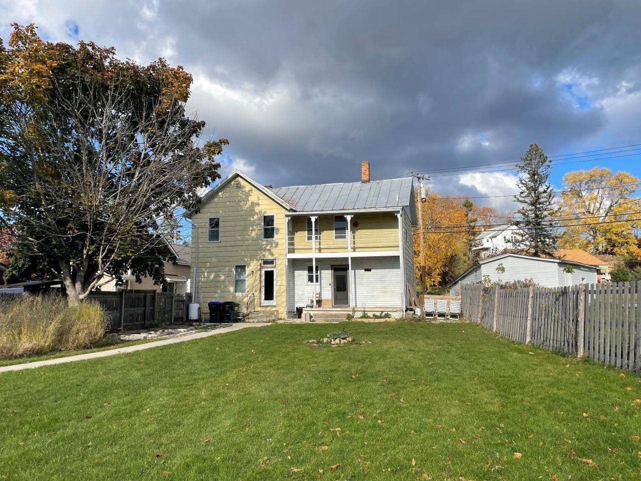 Algoma, WI 54201,212 N WATER STREET