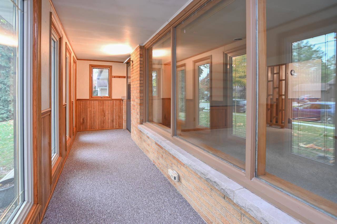 Ashwaubenon, WI 54304,1106 CORMIER ROAD