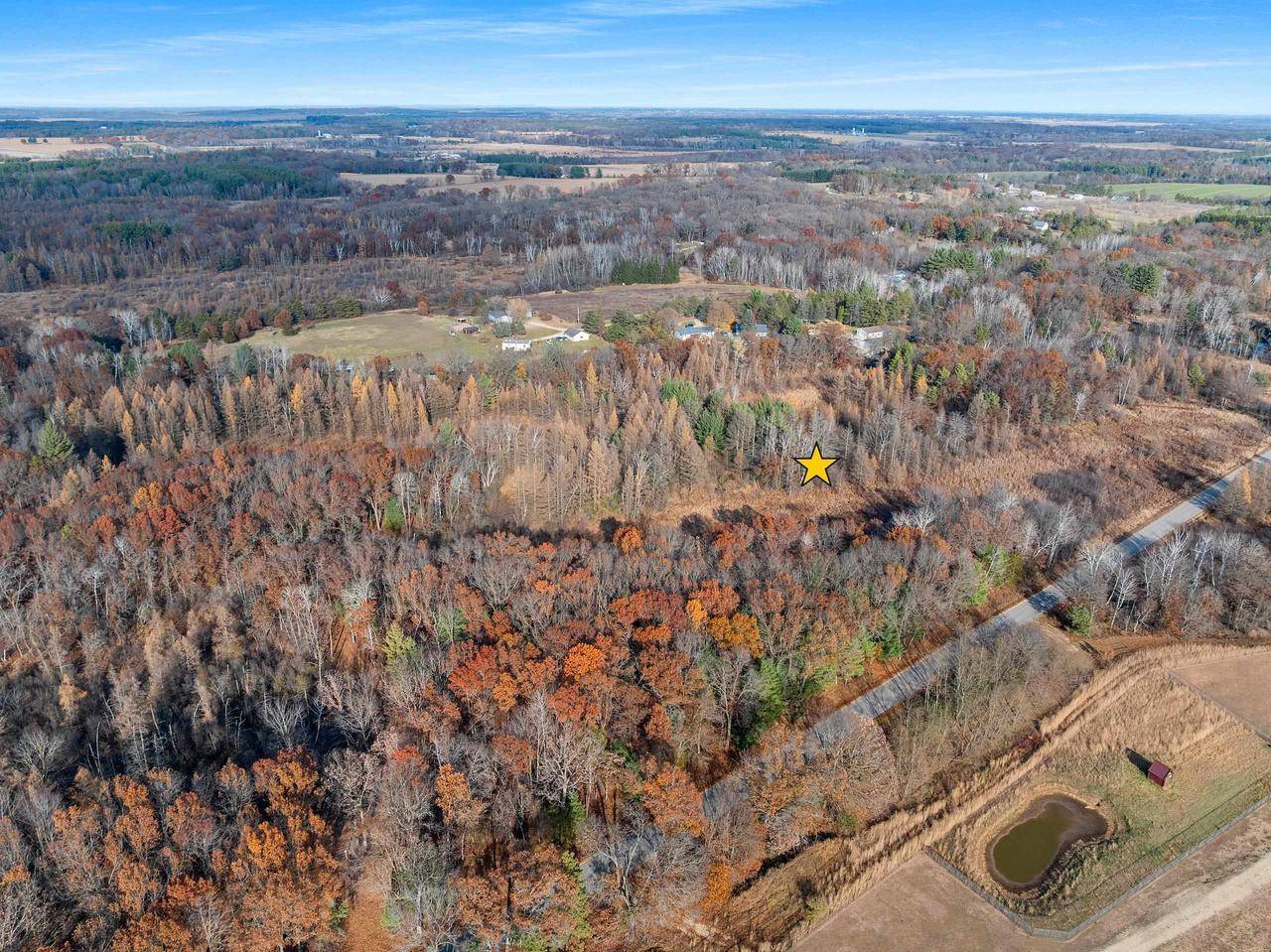 Neshkoro, WI 54960,EAGLE ROAD