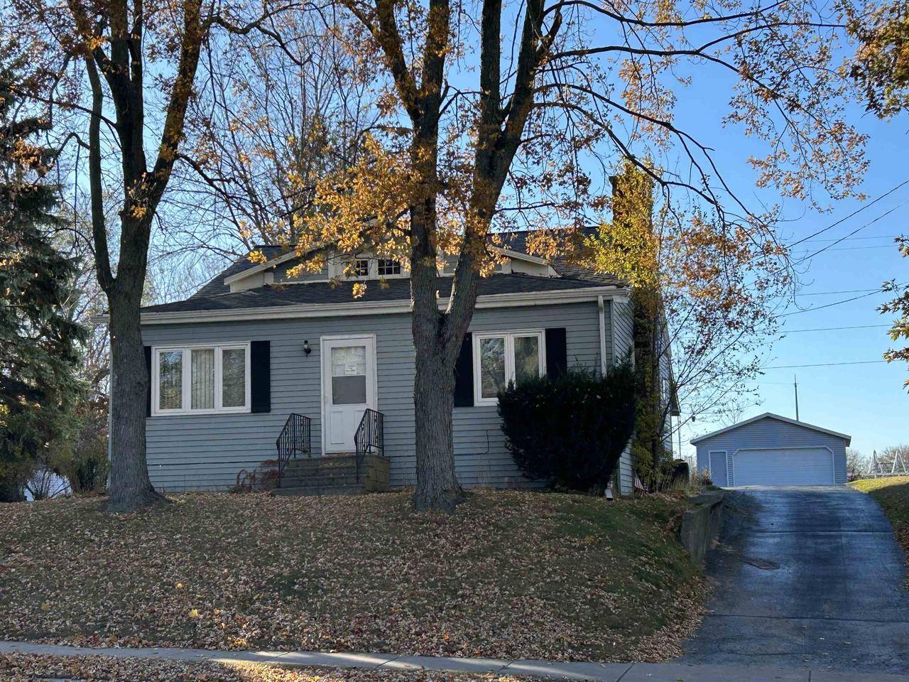 Green Bay, WI 54302,259 N DANZ AVENUE