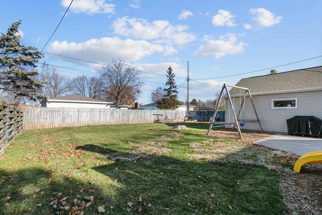 Appleton, WI 54915,1120 E LAYTON AVENUE