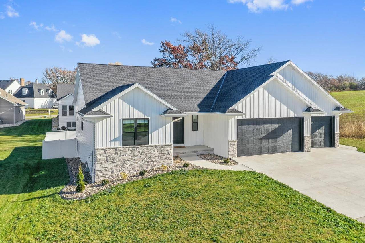 Green Bay, WI 54311,1104 BAY MIST DRIVE