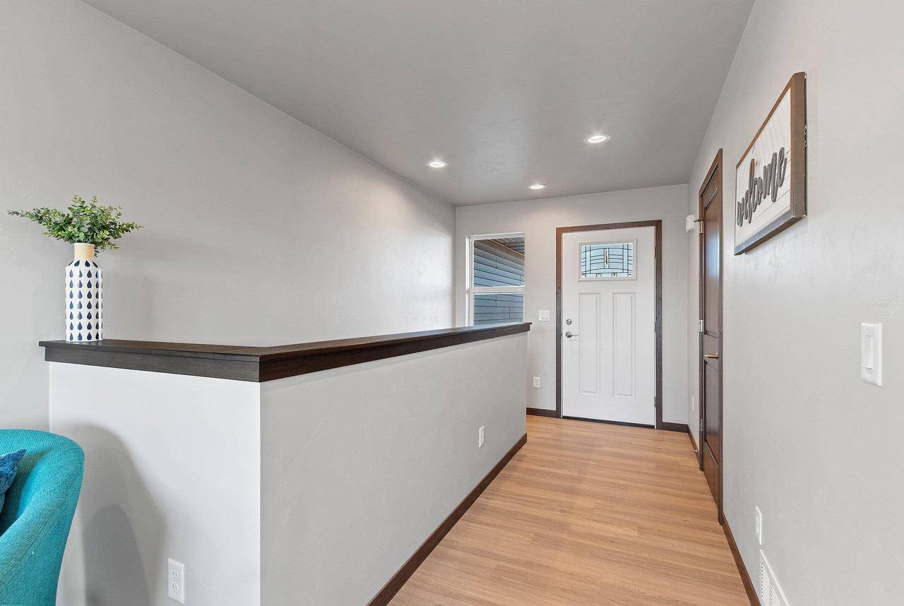 Neenah, WI 54956,1715 SOVEREIGN WAY