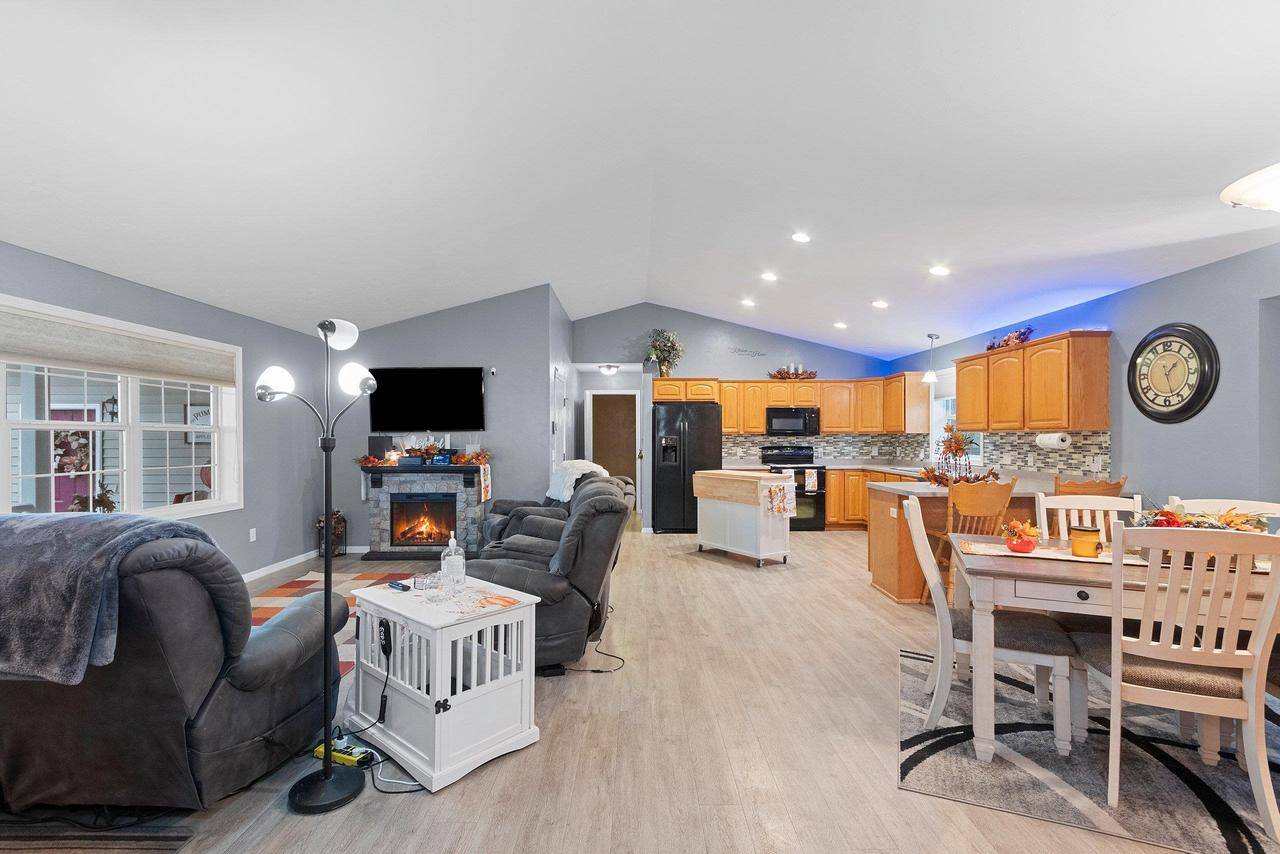 Menasha, WI 54952,1410 ALCAN DRIVE