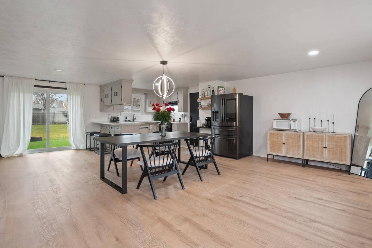 Green Bay, WI 54311,2607 VICKI LANE