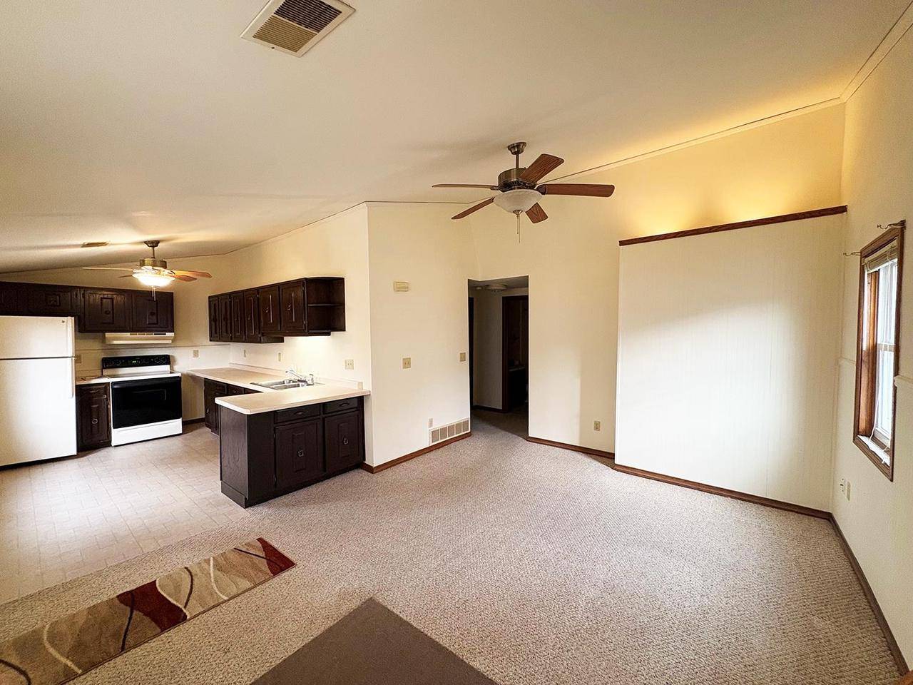 Neenah, WI 54956,175 PLUMMER AVENUE