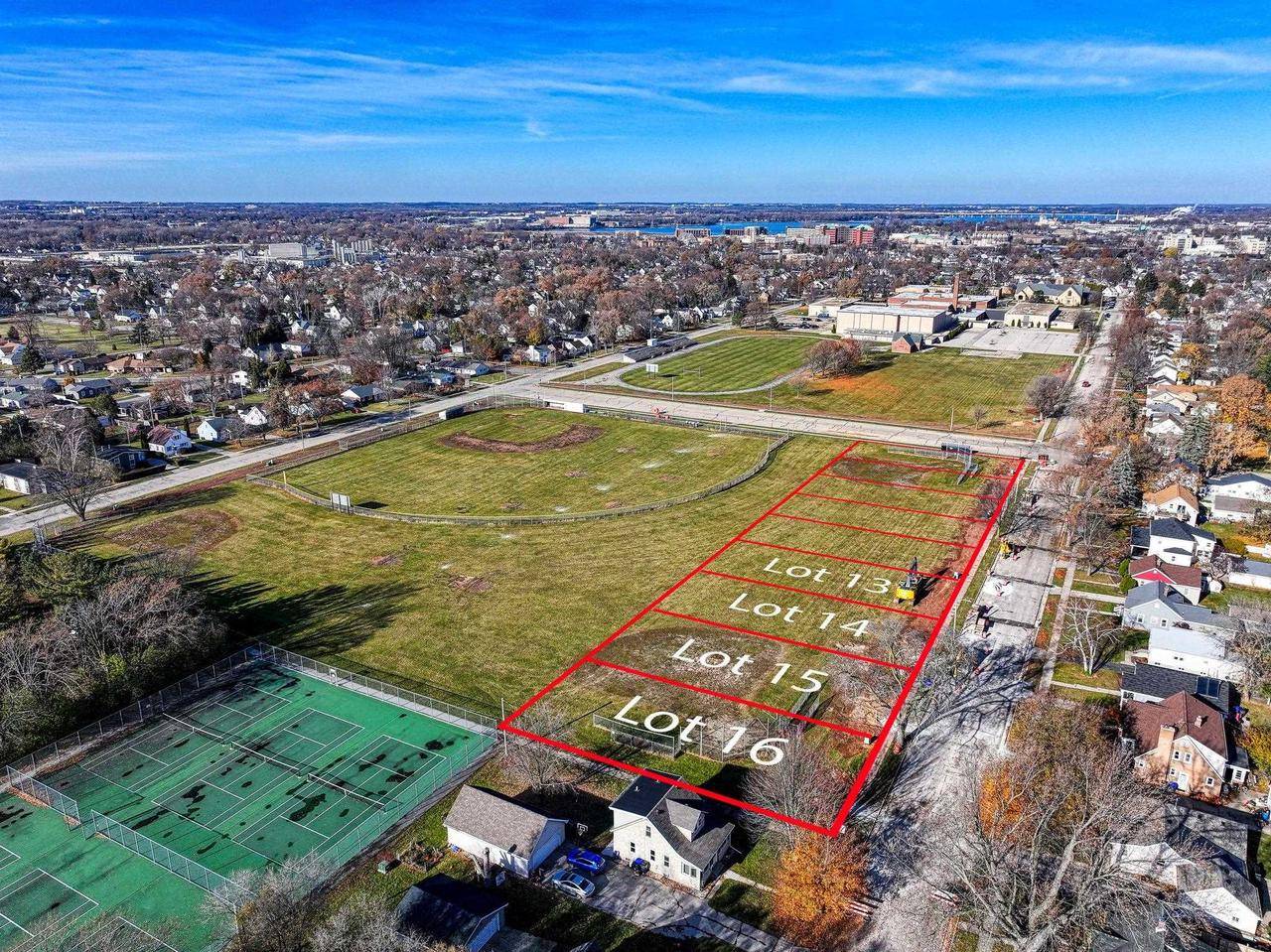 Neenah, WI 54956,731 REED STREET