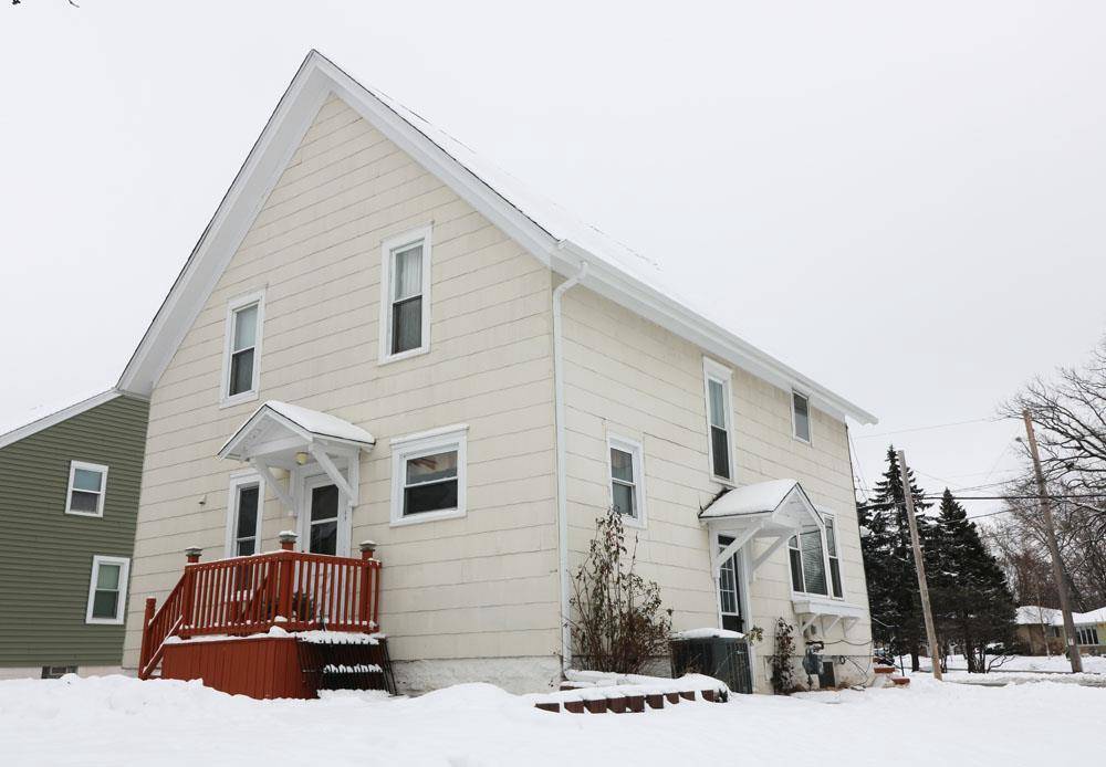 Kaukauna, WI 54130,1401 GREEN BAY ROAD