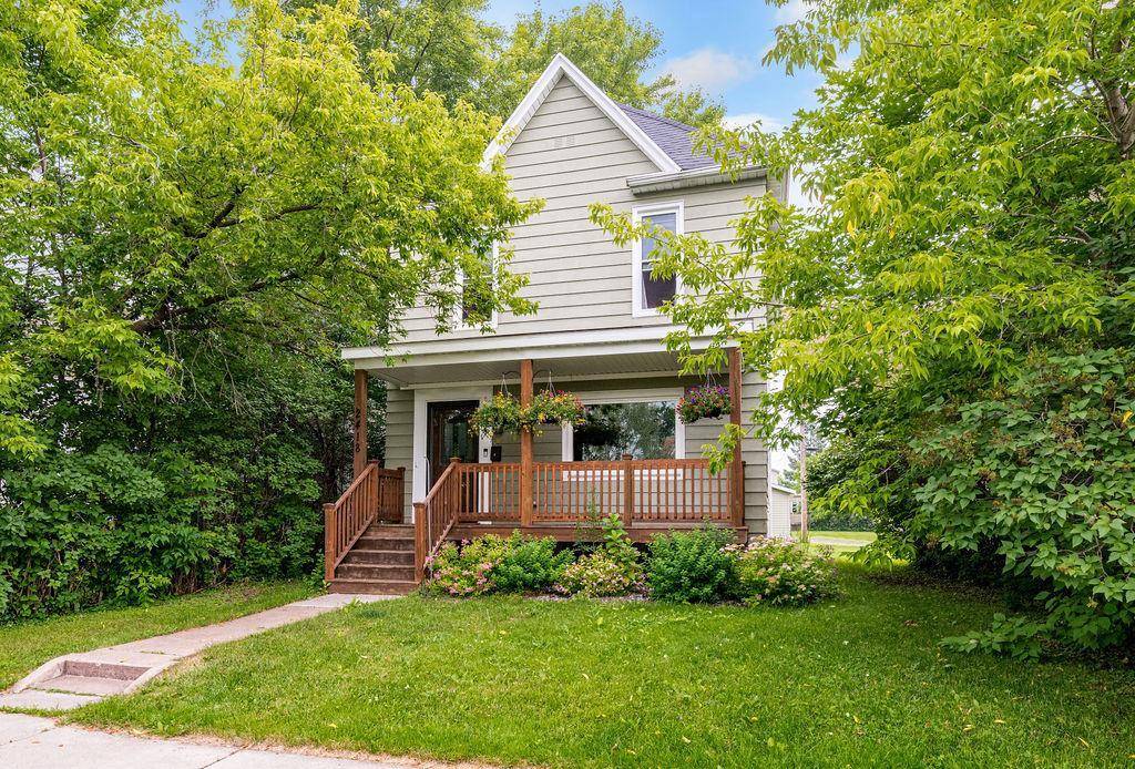 Superior, WI 54880,2418 Ogden Ave