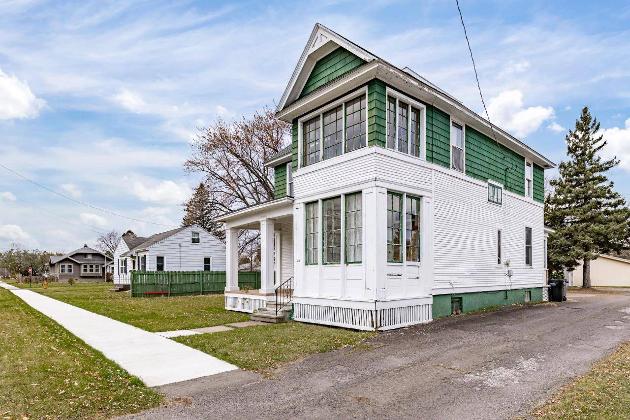 Superior, WI 54880,513 15th Ave E