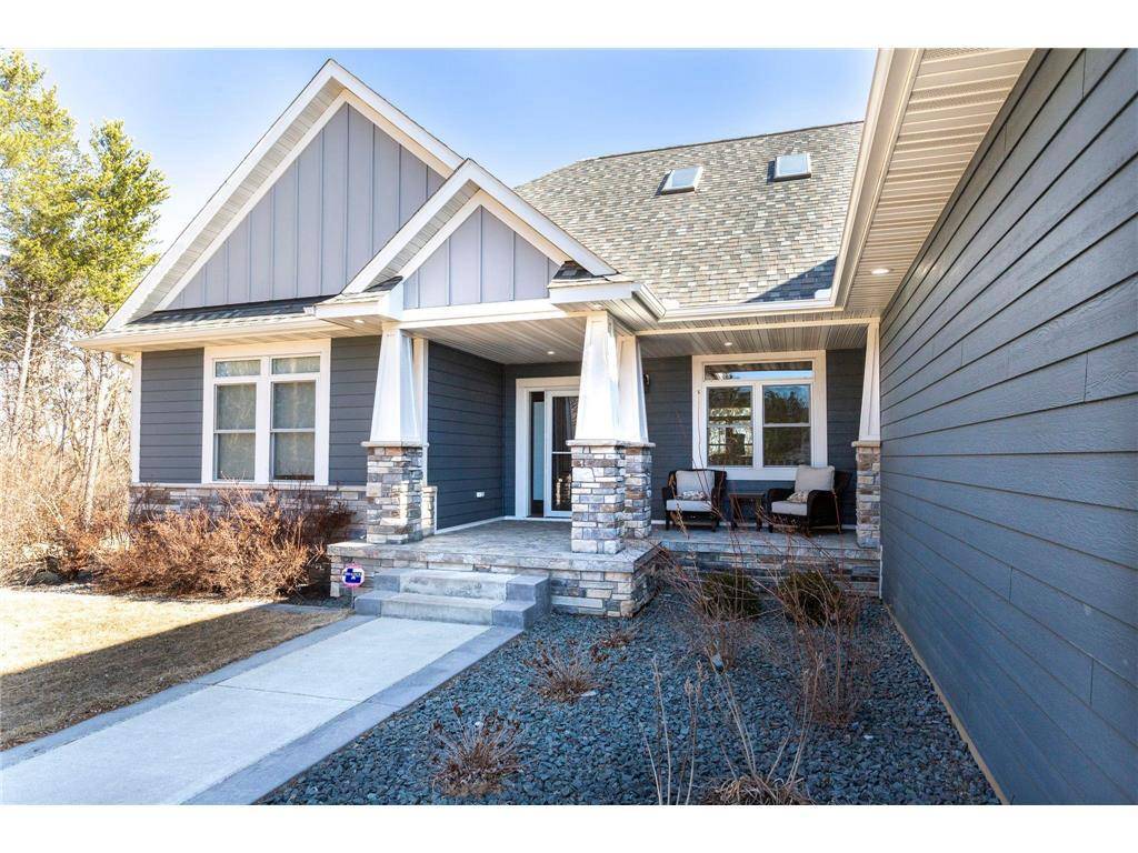 Hudson, WI 54016,647 Packer Drive