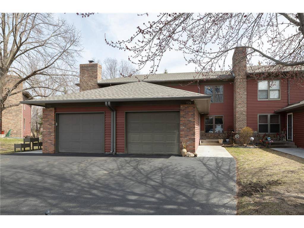 Hudson, WI 54016,520 Hunter Hill Road