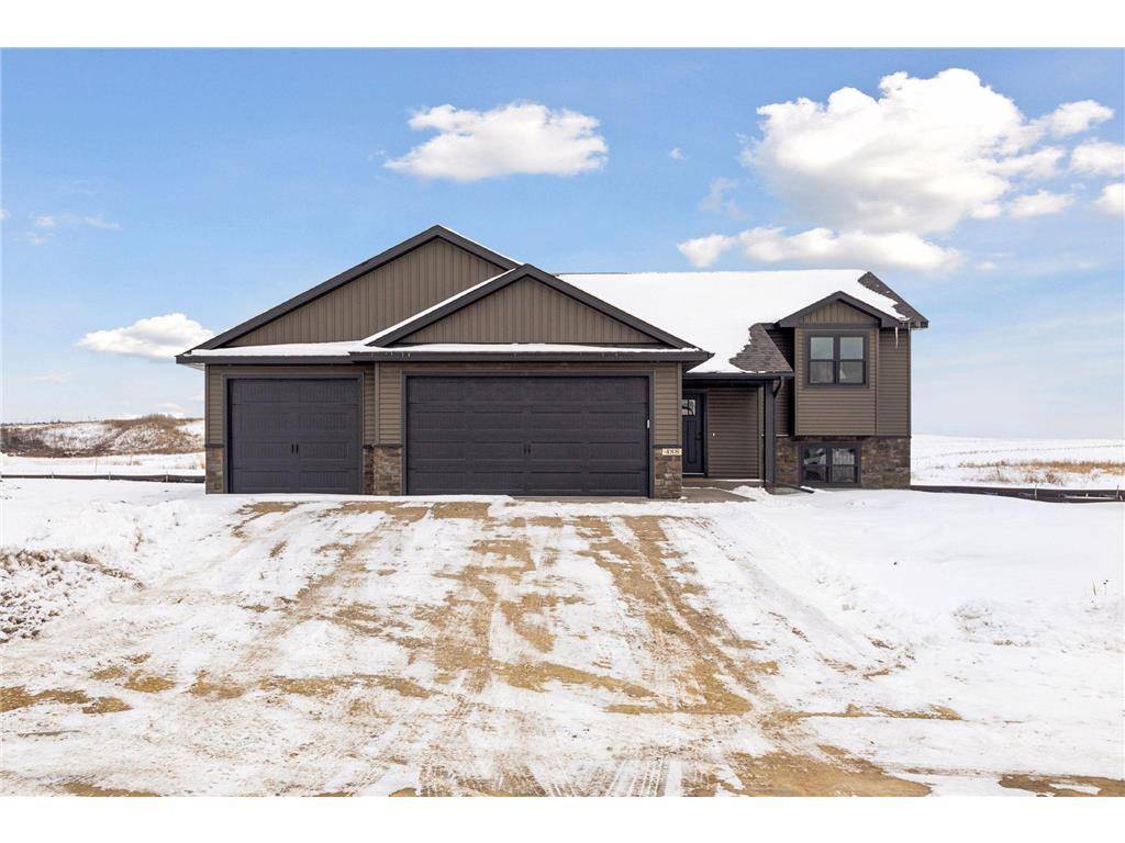 New Richmond, WI 54017,440 Coyote Way