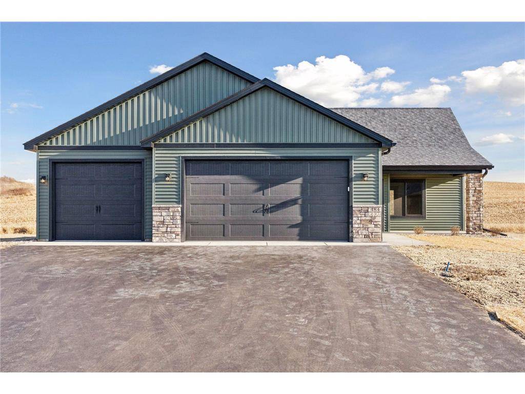 New Richmond, WI 54017,484 Coyote Way