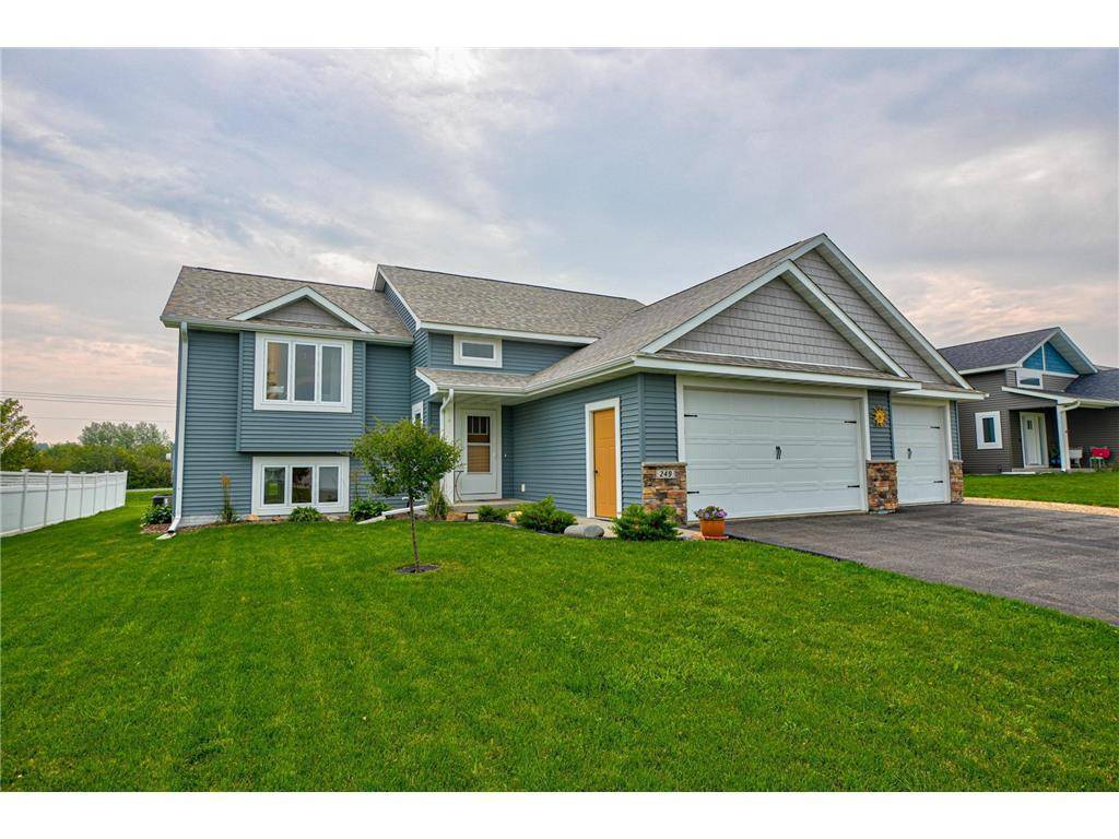 Baldwin, WI 54002,249 Pintail Street