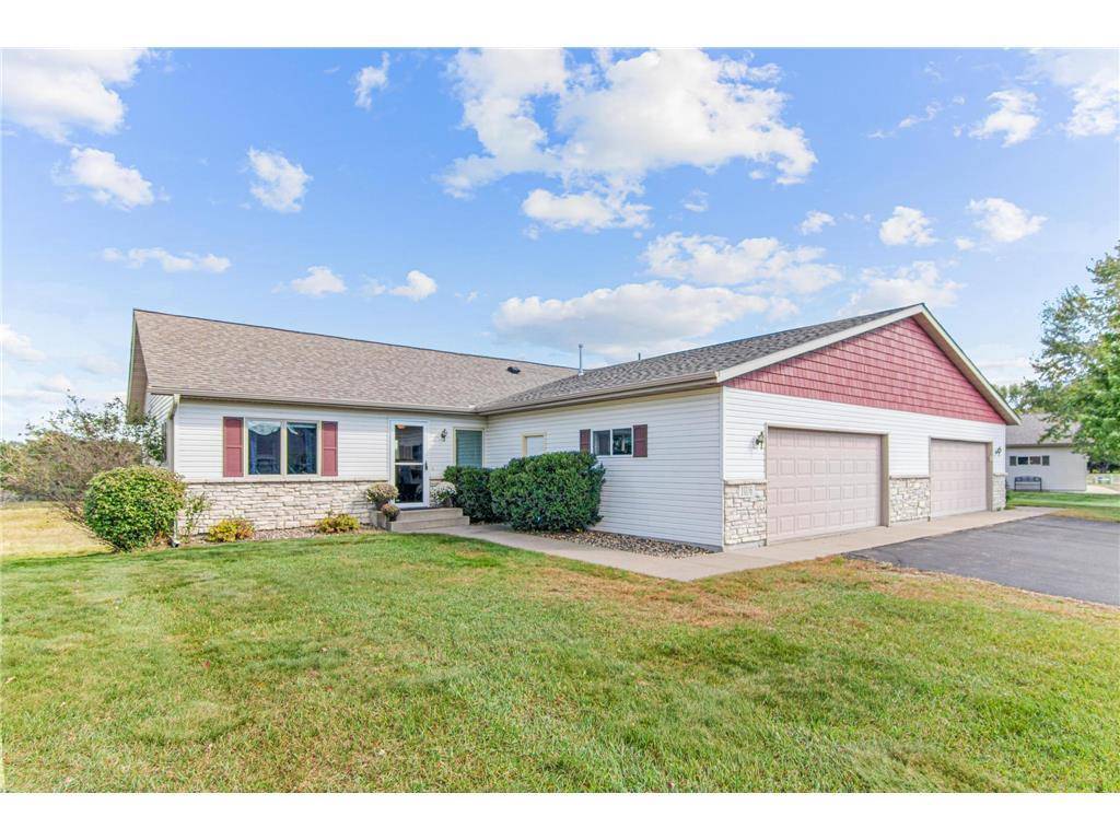 New Richmond, WI 54017,1016 W Ridge Court