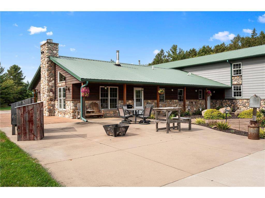 Amery, WI 54001,1095 80th Street